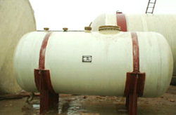 山東凝發(fā)玻璃鋼廠家直營各類玻璃鋼鹽酸罐,玻璃鋼甲醛罐,玻璃鋼雙氧水罐,玻璃鋼次氯酸鈉罐等安丘玻璃鋼罐